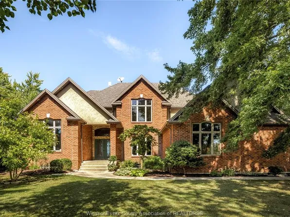 7702 Saint Clair Rd, Lakeshore, ON N0R 1N0