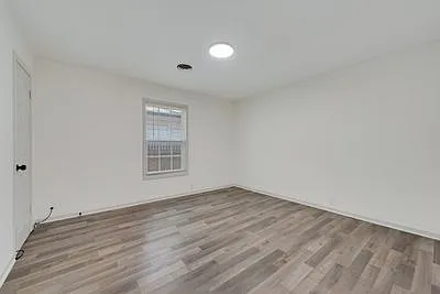 725 W Brock St — Photo 9