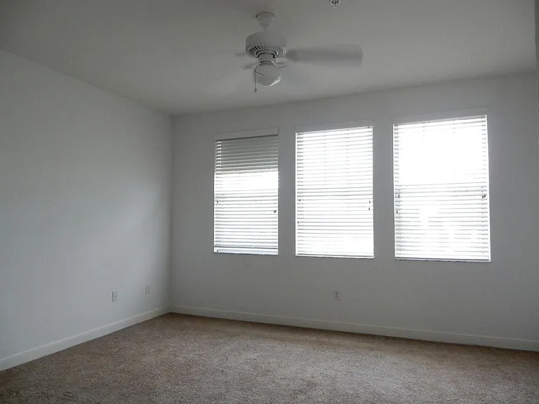 660 Amador Ln #7 — Photo 12