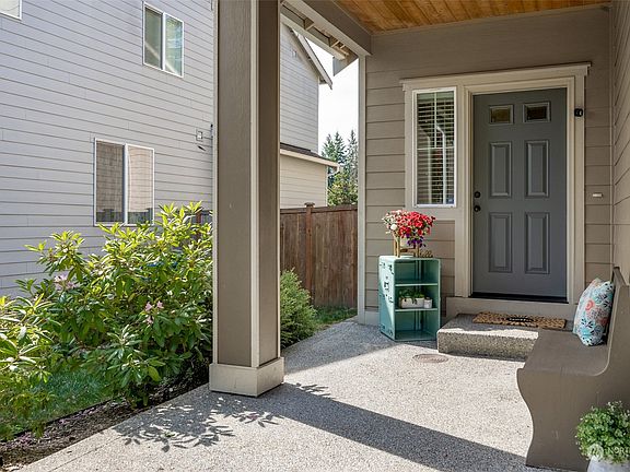 2nd image of 4725 Greenwood Drive SW