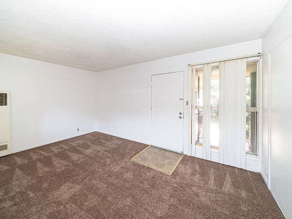 2nd image of 6803 Long Beach Blvd APT 6