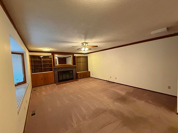 4th image of 710 S Adams St