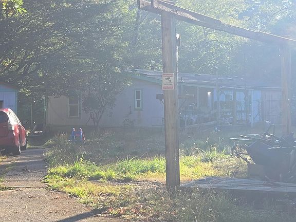 3rd image of 12238 Summit Lake Rd NW
