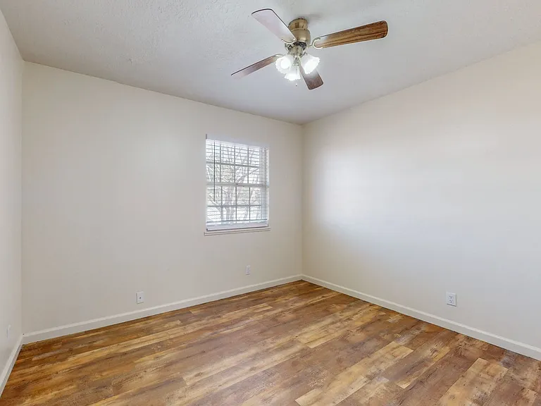 6108 Calle Nueve NW — Photo 24