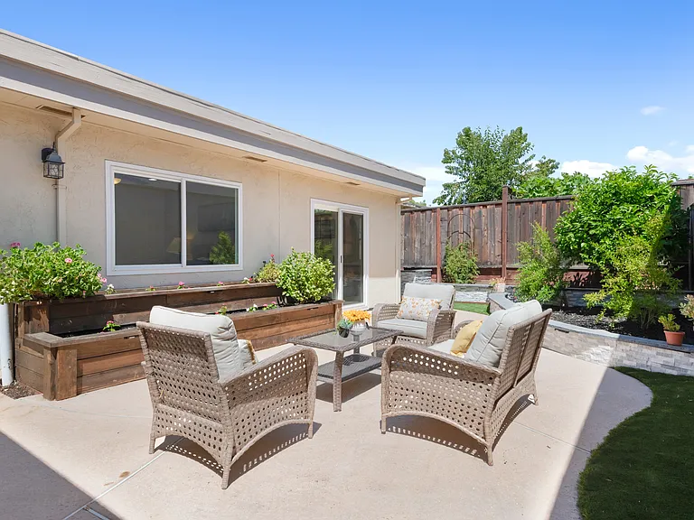 318 Lone Oak Dr — Photo 29