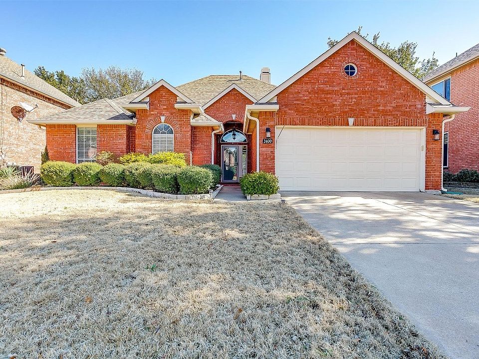 1st image of 2400 Pinehurst Dr