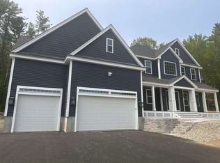 31 Oakland Rdige Rd, Pelham, NH 03076