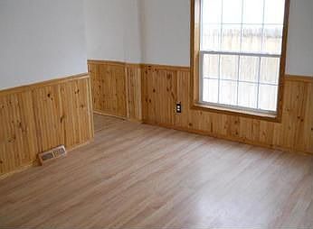 2nd image of 213 Valdai St