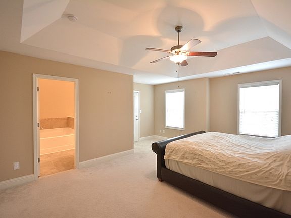 4th image of 5215 Montine Way