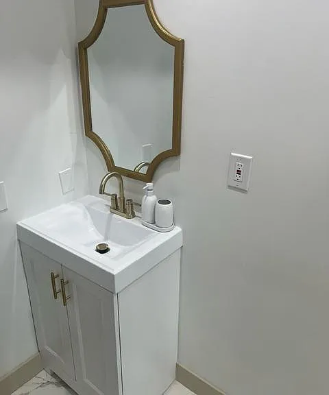 8698 Rosebay Ct — Photo 6