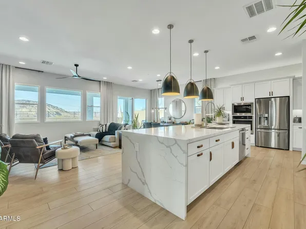 2205 E FALLEN LEAF Lane, Phoenix, AZ 85024
