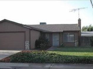 1495 W Denise Dr, Ripon, CA 95366