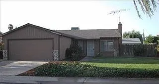 1495 W Denise Dr photo 1