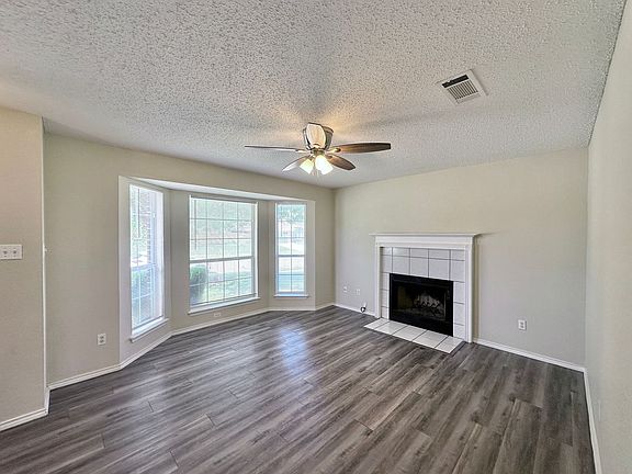 4th image of 3204 Levy Ln