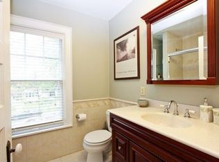 420 Newton Ave S, Minneapolis, MN 55405