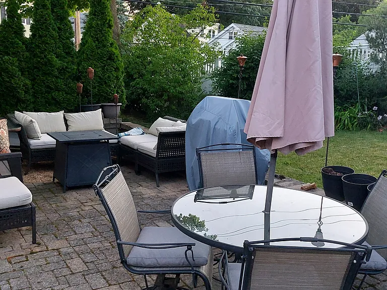 Seasonal shared outdoor space