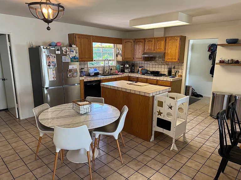 324 El Monte Dr — Photo 13