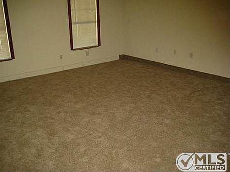 4th image of 2613 Westview Dr