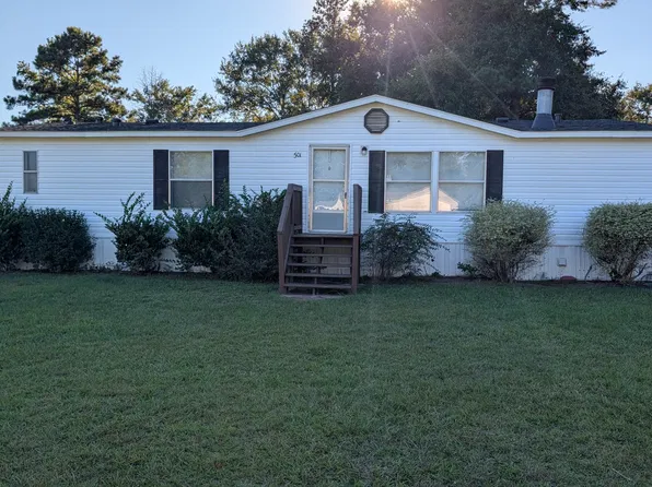 501 Red Bird Dr, Springfield, GA 31329