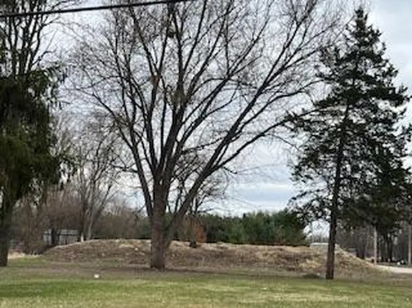 800 North Main Street #9-10, Prairie Du Chien, WI 53821