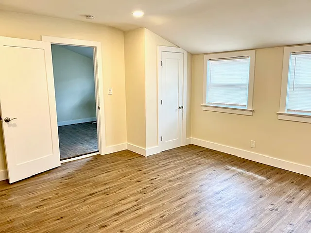 Marble Ave — Photo 12
