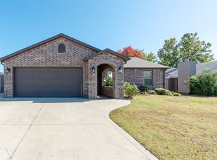 3917 S Sycamore Ave, Broken Arrow, OK 74011