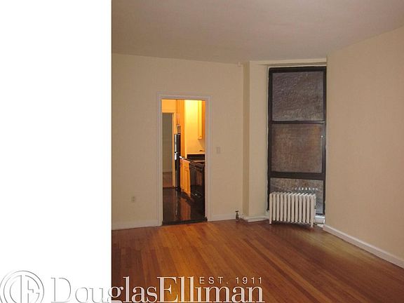 5th image of 152 E 84th St APT 1d