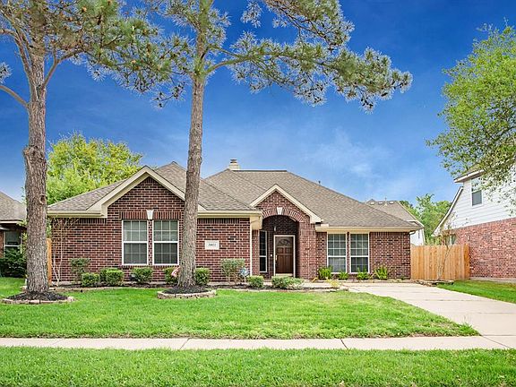 2nd image of 20822 Pierceton Ct