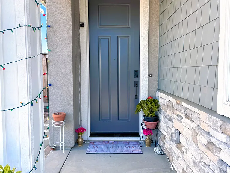 2725 Amora Cir — Photo 4