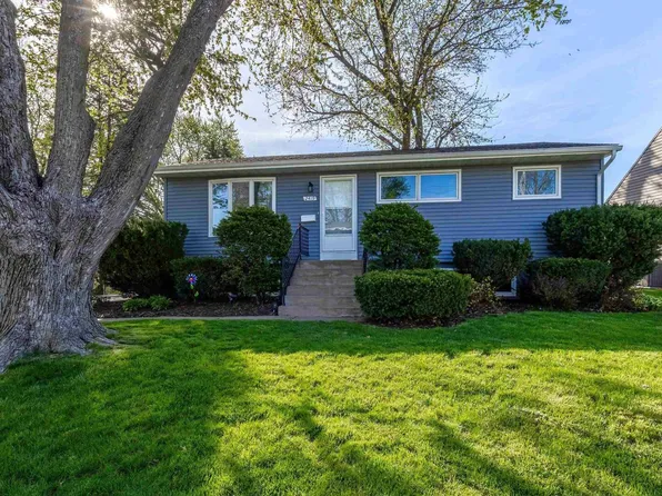 2419 N Clark St, Davenport, IA 52804