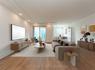 99 Harbour Sq #812, Toronto, ON M5J 2H2