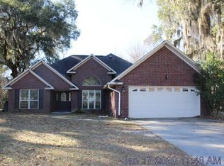 194 Julie Ln, Midway, GA 31320