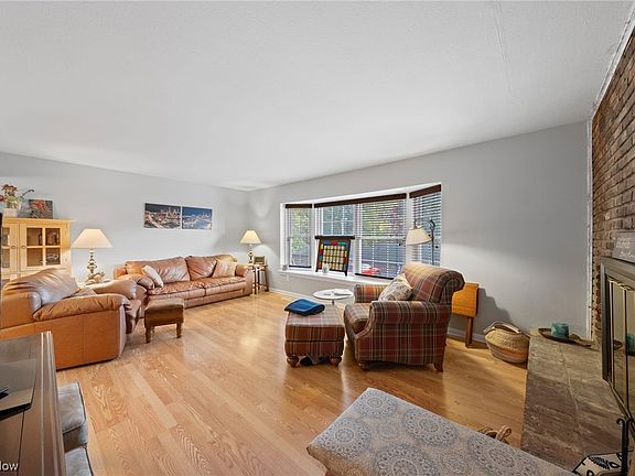 3rd image of 6995 Carriage Hill Dr APT 102
