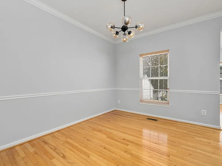 7333 Althorp Way — Photo 9