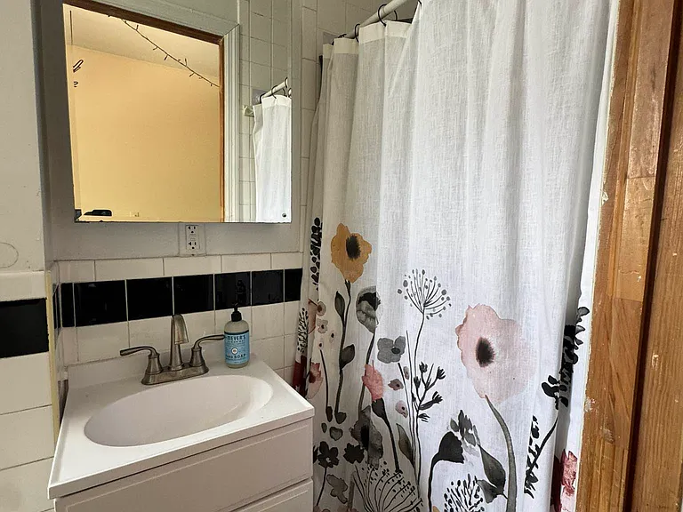 212 Avenue B #25 — Photo 16