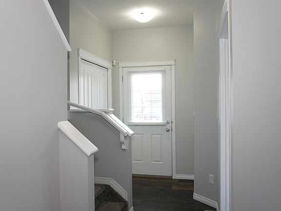 4th image of 17907 62nd St NW