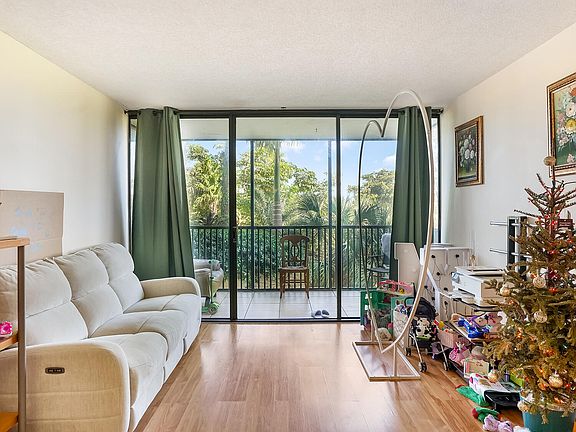 2nd image of 20379 W Country Club Drive #332