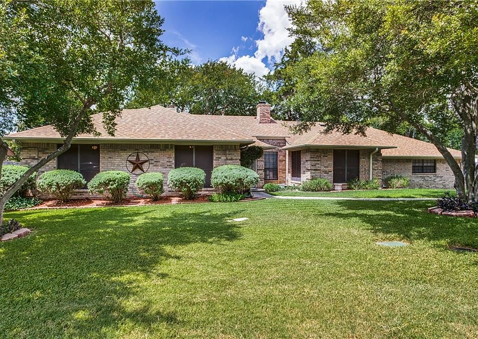 1st image of 3806 Lucena Ct