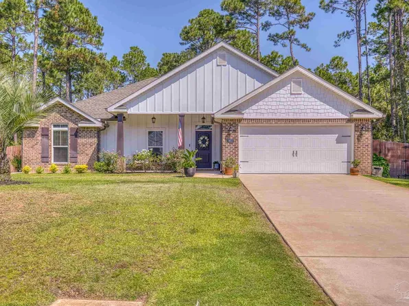 6612 Admiral St, Navarre, FL 32566