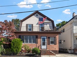 25 Herbert St, Everett, MA 02149