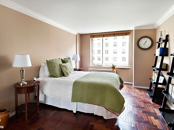 3rd image of 2373 Broadway APT 804