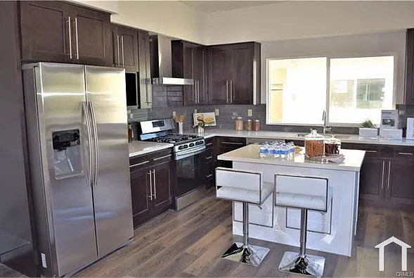 9237 Wakefield Ave — Photo 6