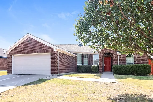 1206 Beacon Hill Dr Photo 1