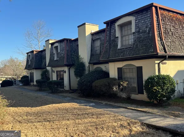 102 Rue Fontaine, Lithonia, GA 30038
