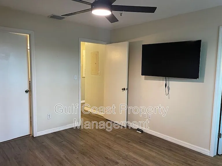 4028 Crockers Lake Blvd #711 — Photo 11