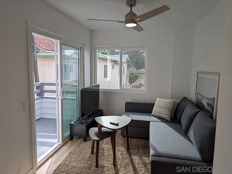 815 Isthmus Ct — Photo 12