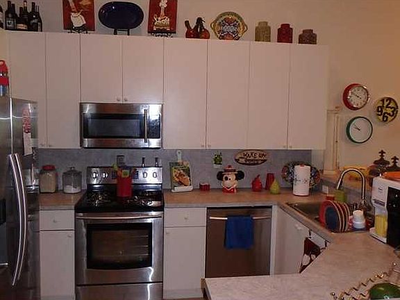 5th image of 3349 NE 11th Dr #0