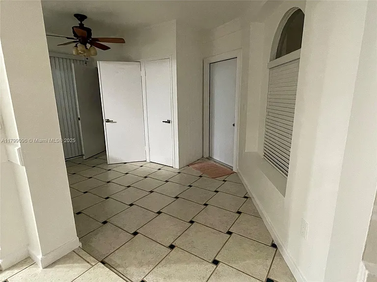 63 NW 51st Ave #63 — Photo 8
