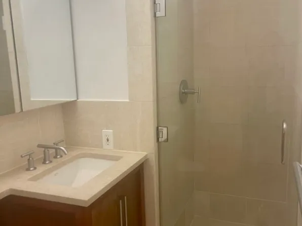 101 West 55th Street image 6 of 15