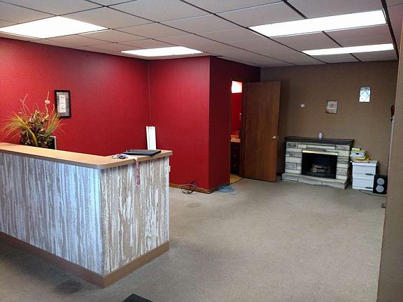 3rd image of 989 Smith Ave S